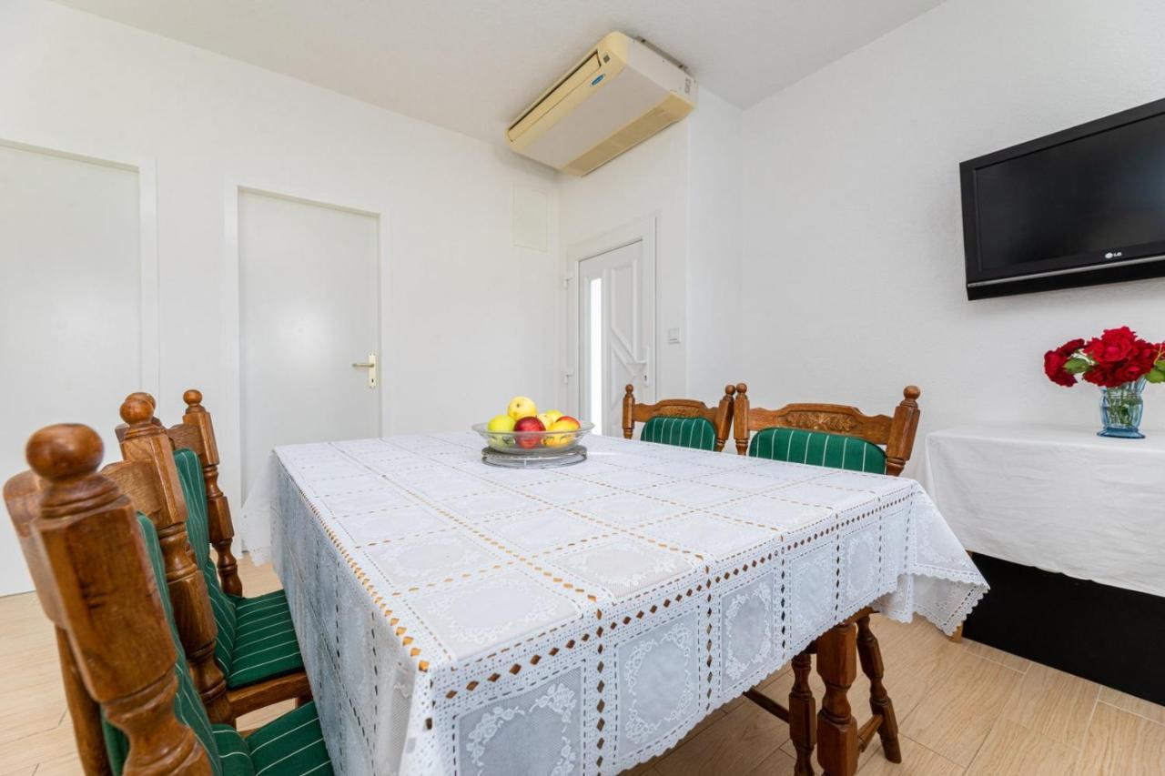 Apartmani Jasarevic Šilo Exteriér fotografie